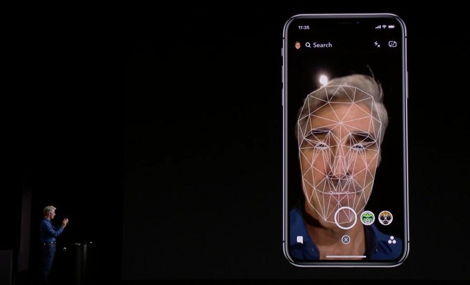 Face-ID-scanner.jpg